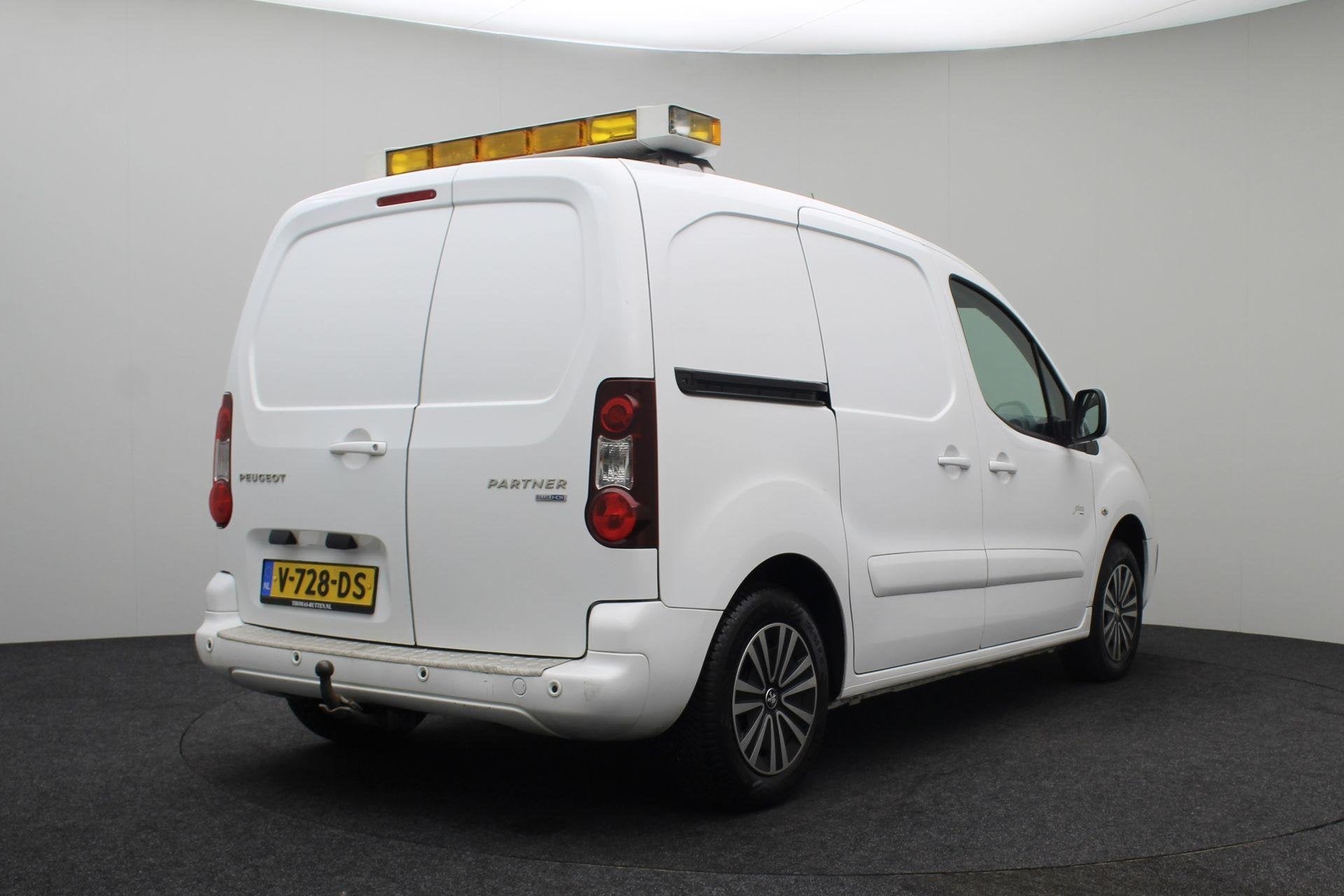 Peugeot Partner 120 1.6 BlueHDi 100 L1 Première S&S 2017 |, Voorwielaandrijving, Stof, Euro 6, 4 cilinders