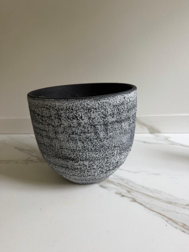 Aardewerk binnenpot zwart/grijs, Tuin en Terras, Gebruikt, Rond, Binnen, Ophalen of Verzenden