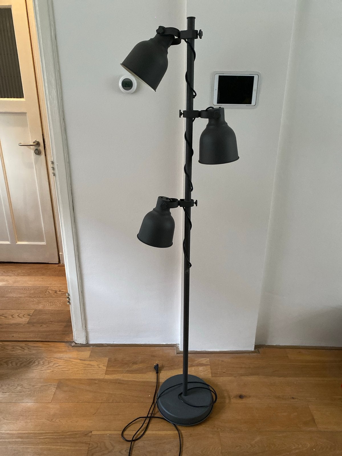 Donkergrijze staande lamp met 3 spots, Ophalen, Gebruikt, E27 (groot), Metaal