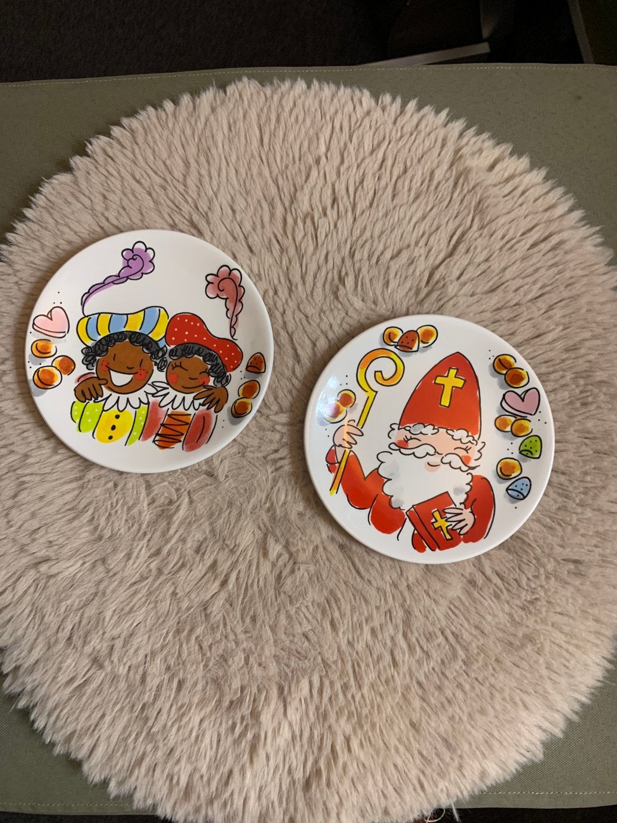 Blond amsterdam sint en piet petit four schoteltjes  setje, Ophalen of Verzenden, Zo goed als nieuw, Aardewerk, Bord(en)