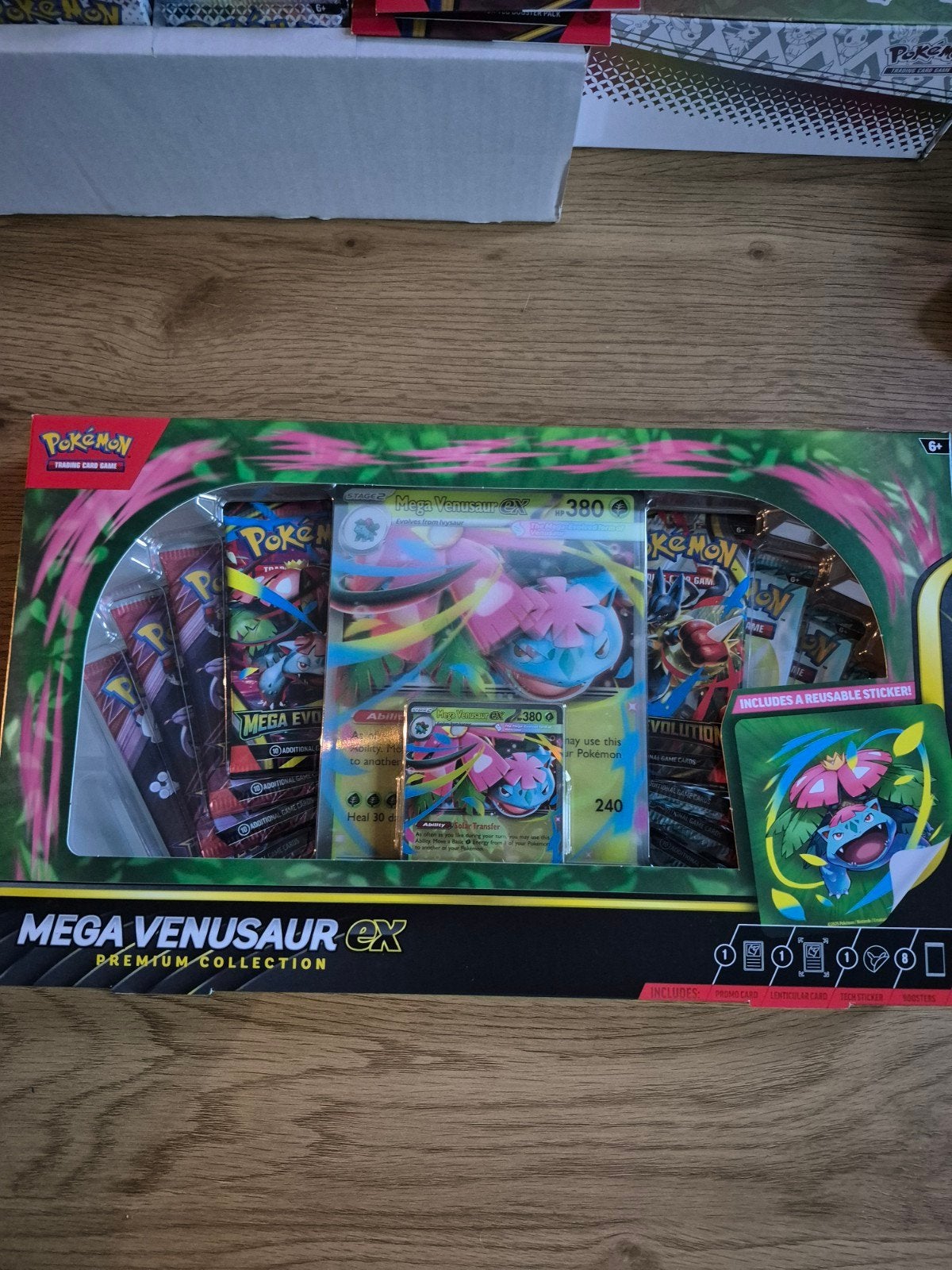 Pokemon Mega Venusaur EX Premium Collection Box, Hobby en Vrije tijd, Ophalen of Verzenden