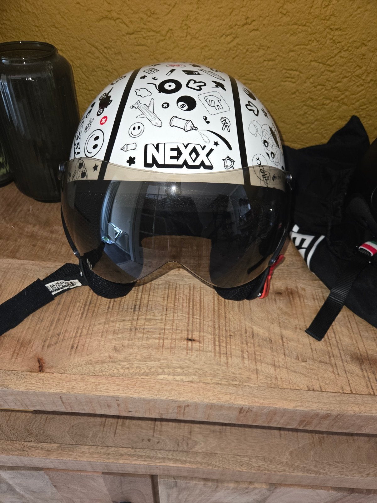 Nieuwe NEXX kinderhelm - Wit met leuke prints, Jongen of Meisje, Nieuw, Overige maten, Ophalen of Verzenden