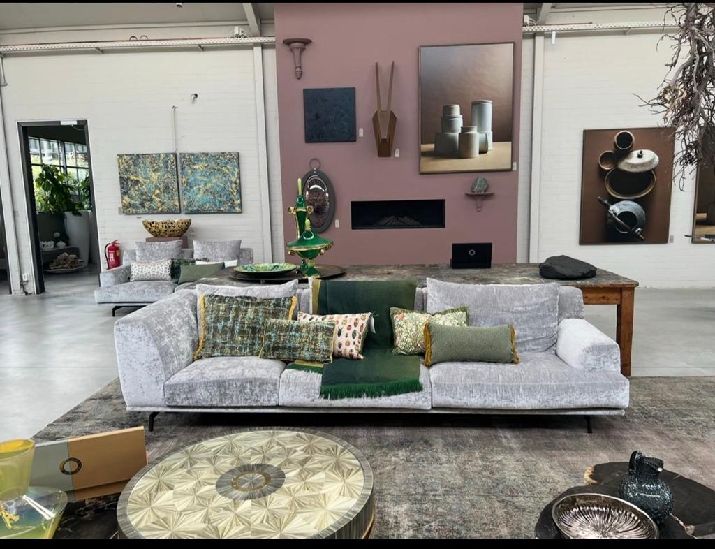 High-End MC-sofa! 318x103 cm, Huis en Inrichting, Ophalen of Verzenden, Nieuw, Stof, Minder dan 150 cm