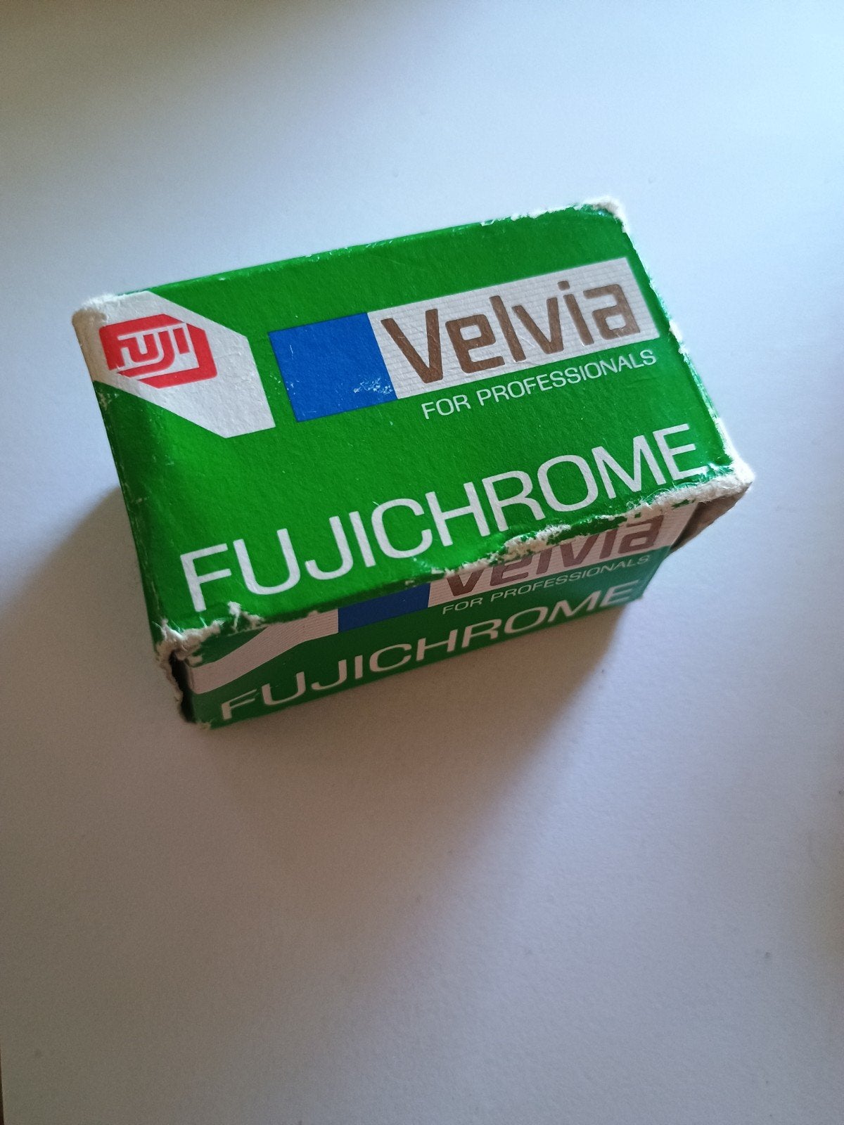 Fujichrome Velvia RVP 135 35mm film, Ophalen, 35mm film