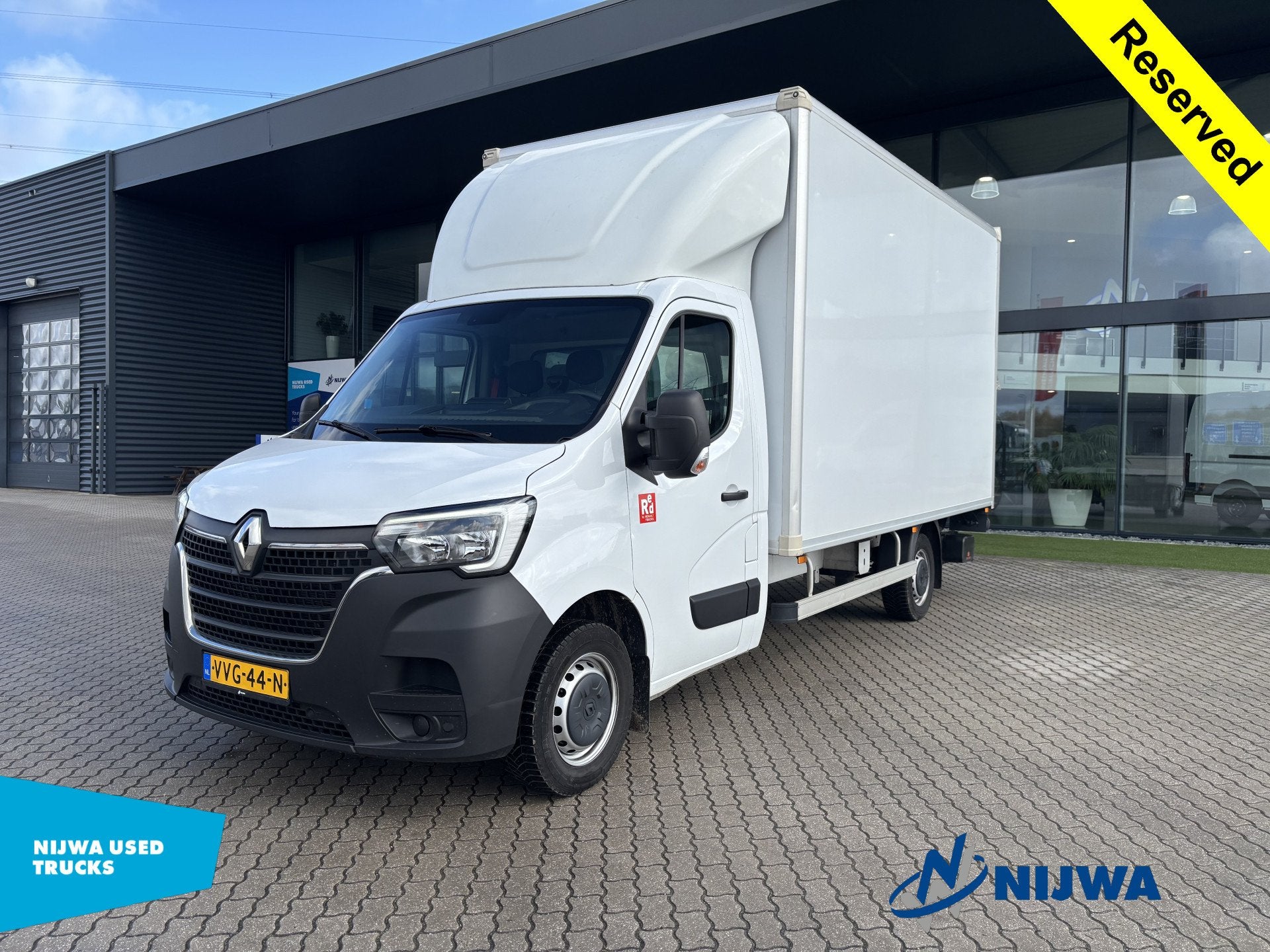 Renault Master T35 145 Laadklep + Zijdeur (bj 2023), Auto's, Startonderbreker, 145 pk, Gebruikt, Euro 6