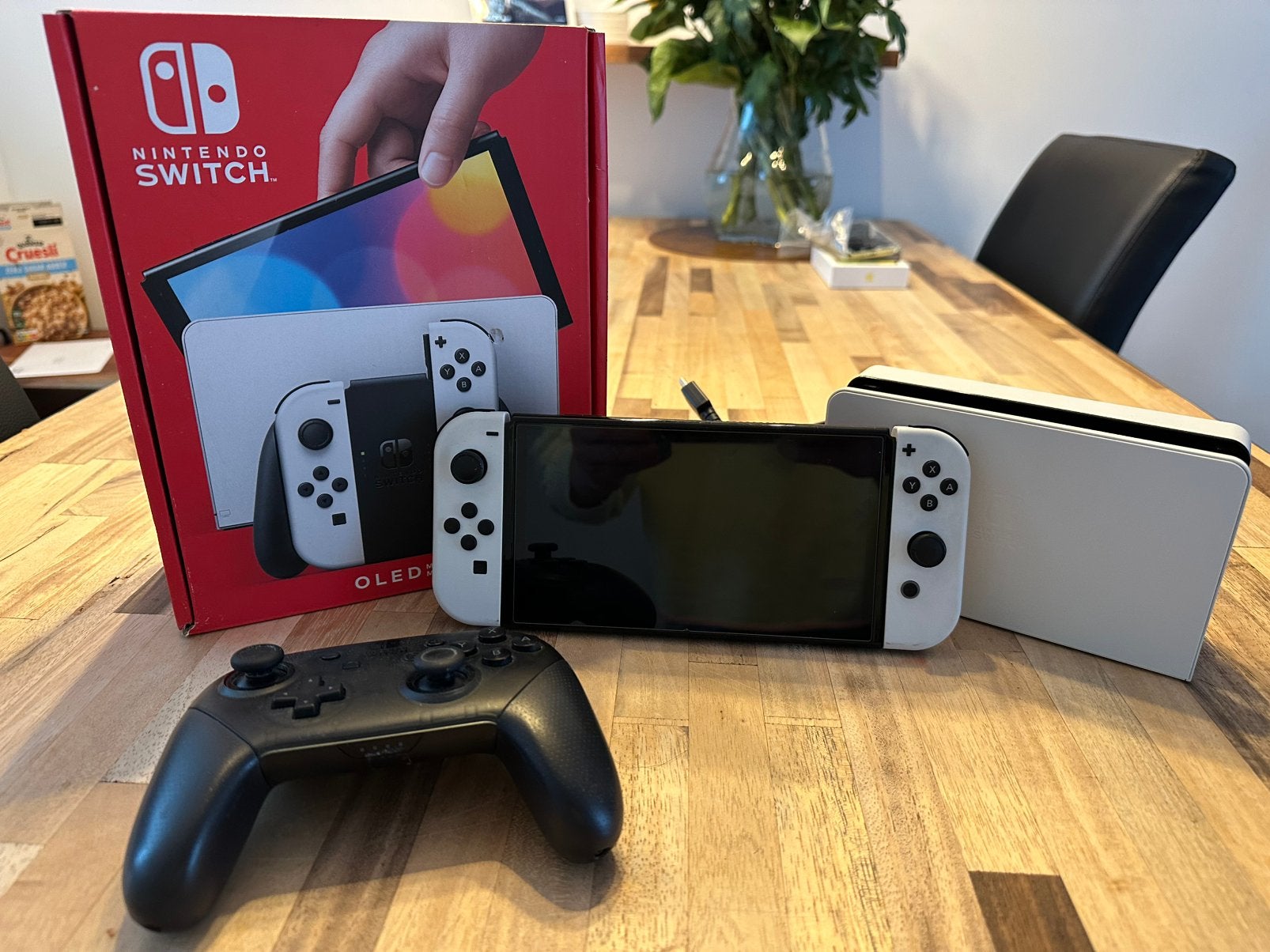 Nintendo Switch Oled Wit, Ophalen of Verzenden, Zo goed als nieuw, Met 1 controller, Switch OLED