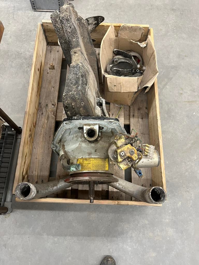Volvo penta staartstuk, Ophalen, Gebruikt, Motor en Techniek, Motorboot