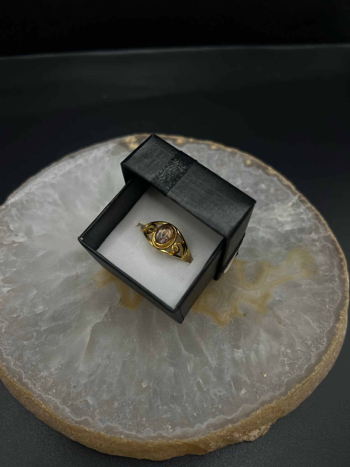 Tijgeroog Messing Vergulde Ring - Maat 19, Overige materialen, 19 tot 20, Nieuw, Ophalen of Verzenden