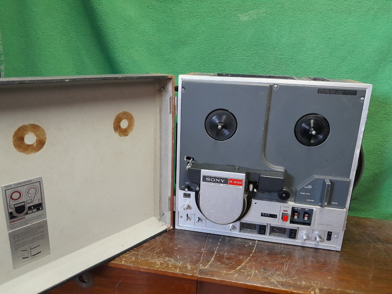 Sony AV-3670 CE videorecorder, Ophalen