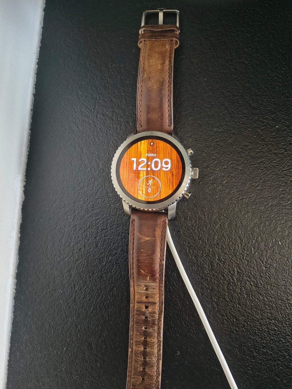 Fossil Gen 4 Smartwatch - Bruin Leer, Goede Staat, Gebruikt, Calorieverbanding, Fossil, Ophalen of Verzenden