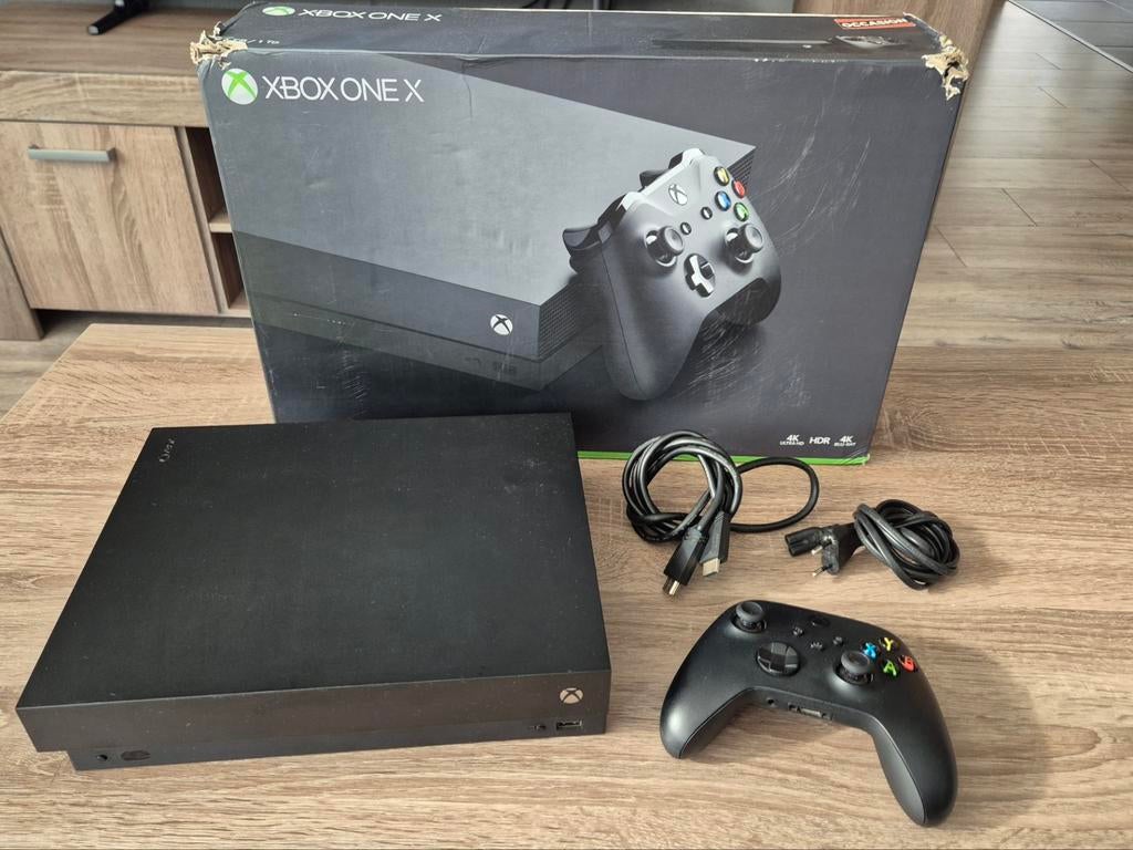 Xbox one X 1TB met doos, Spelcomputers en Games, Gebruikt, Ophalen of Verzenden, 1 TB, Met 1 controller