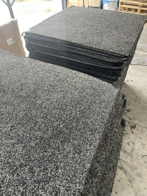 GRATIS - Tapijttegels circa 300/400 stuks, Huis en Inrichting, Stoffering | Tapijten en Kleden, Gebruikt, 50 tot 100 cm, 50 tot 100 cm