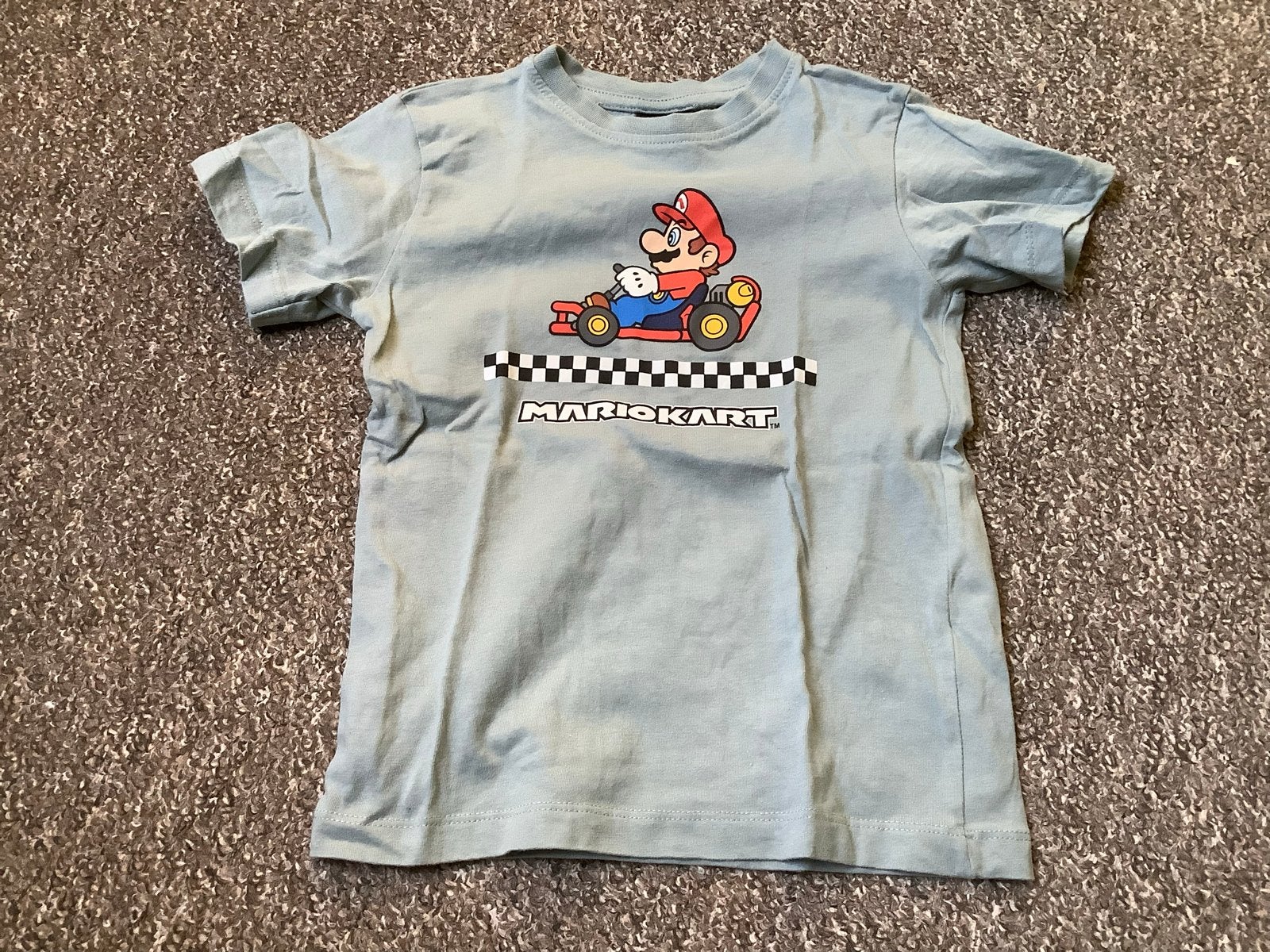 Mario Kart T-shirt voor kinderen - Lichtblauw. Maat 104, Ophalen of Verzenden, Zo goed als nieuw, Jongen of Meisje