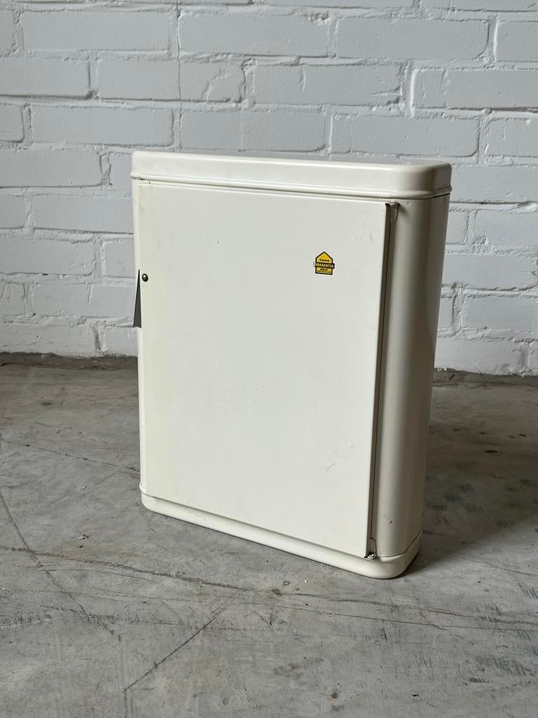 Oud metalen brabantia medicijnkastje, Ophalen of Verzenden