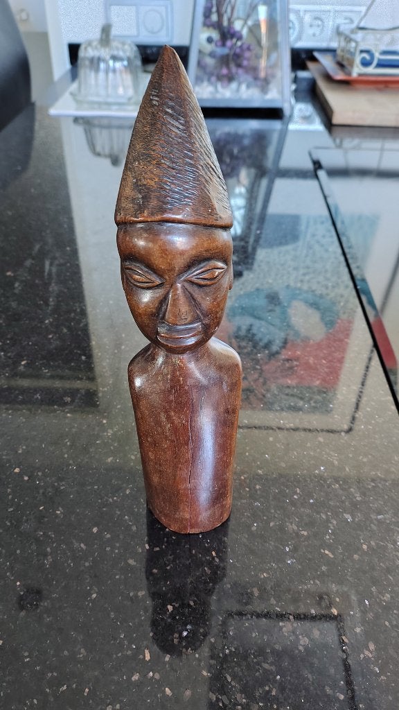 Houtsnijwerk Beeldje uit Zuid Afrika, Antiek en Kunst, Ophalen of Verzenden, Handgemaakt, 20 - 50 cm, Beeld