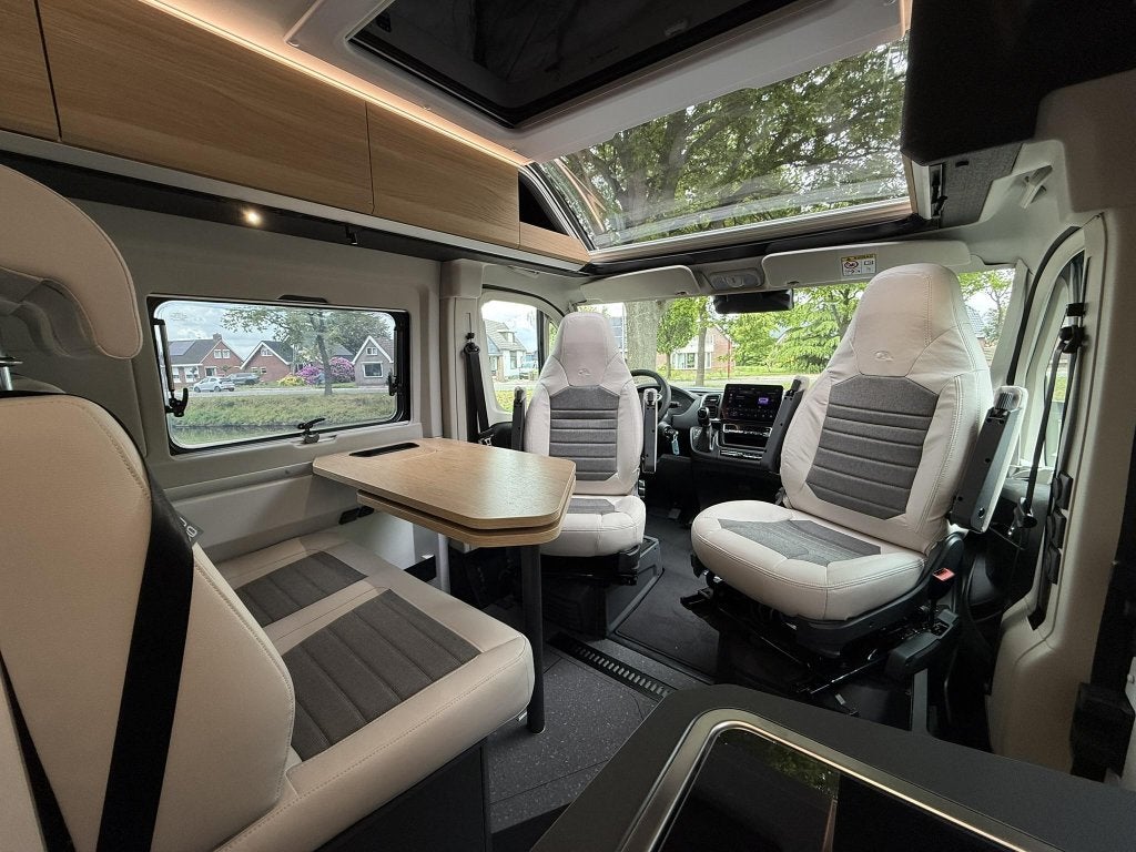 Adria Twin 640 SGX 60Y HEFDAK + HEFBED - CO-DRIVER, Automaat, Standaard zit, Koelkast, Fiat