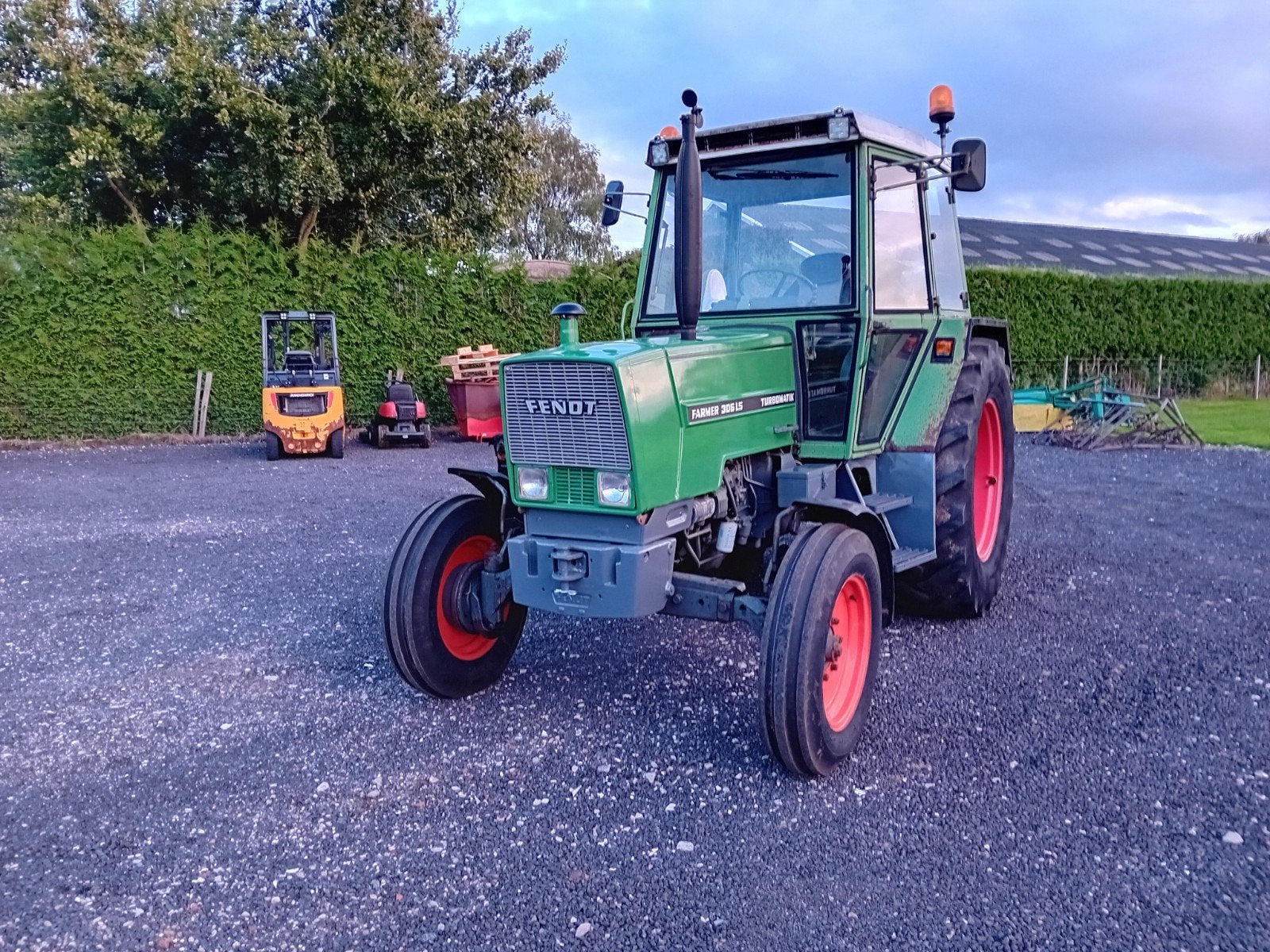 Fend 306 LS 40 km uitvoering trekker tractor, Ophalen, Gebruikt, Meer dan 10000, Tot 80 Pk