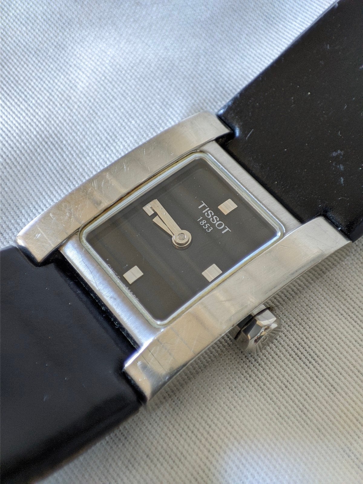 Tissot 1853 L840K dameshorloge, Sieraden, Tassen en Uiterlijk, Horloges | Dames, Overige merken, Staal, Polshorloge, Ophalen of Verzenden
