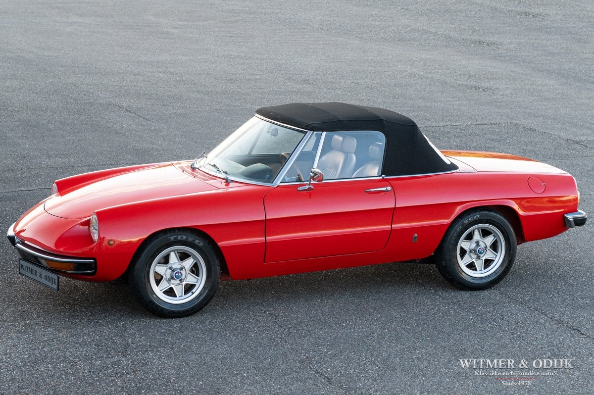 Alfa Romeo Spider 1600 Condizione Eccezionale (bj 1974), Dealer onderhouden, Gebruikt, Beige, 4 cilinders