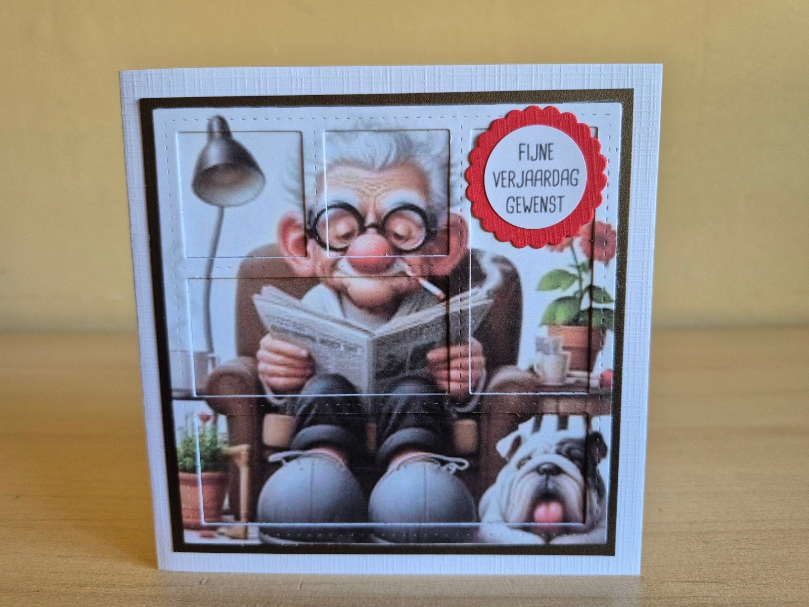351a) diepte kaart ' man met krant (fijne verjaardag), Ophalen of Verzenden, Nieuw, Kerst