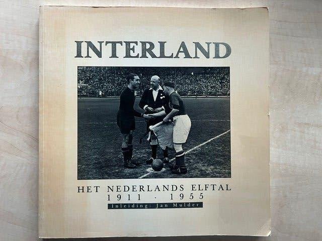 nederlands elftal 1911 - 1955, Ophalen of Verzenden, Zo goed als nieuw, Overige binnenlandse clubs, Boek of Tijdschrift