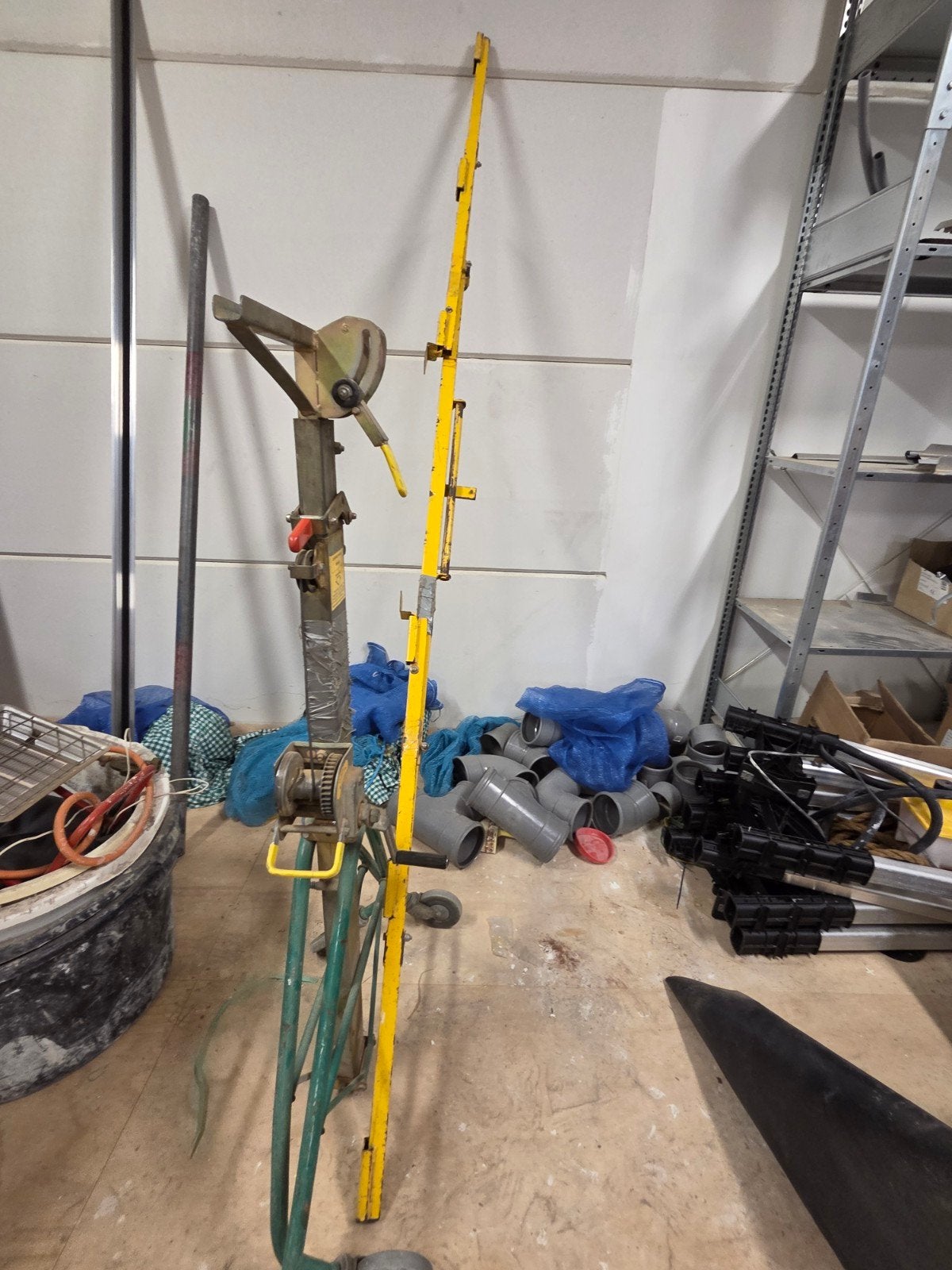 Te koop gipsplaten lift, Ophalen