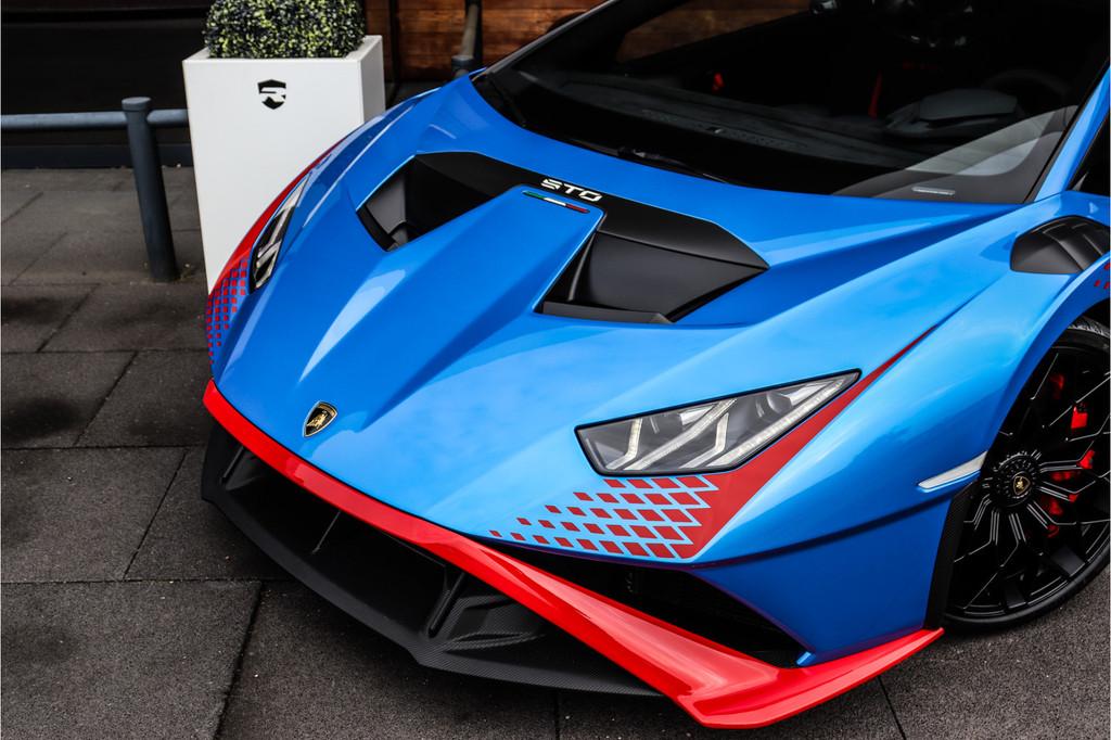 Lamborghini Huracán STO 5.2 V10 *PON STO/Ceramic/Lift/Camer, Automaat, Achterwielaandrijving, Gebruikt, Zwart
