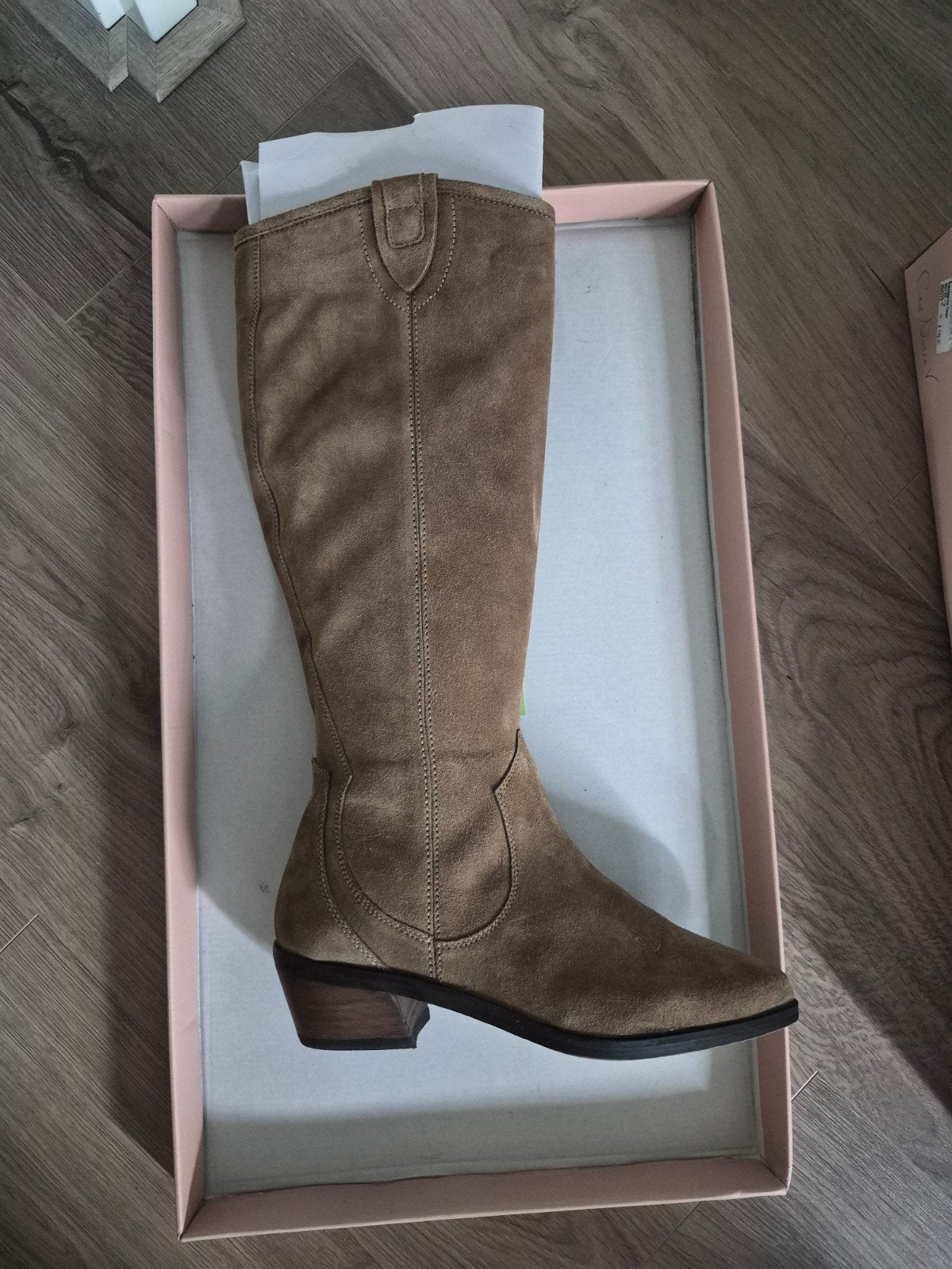mooie taupe dameslaars maat 38, Notre V,  nieuw in doos, Hoge laarzen, Overige kleuren, Notre V, Nieuw