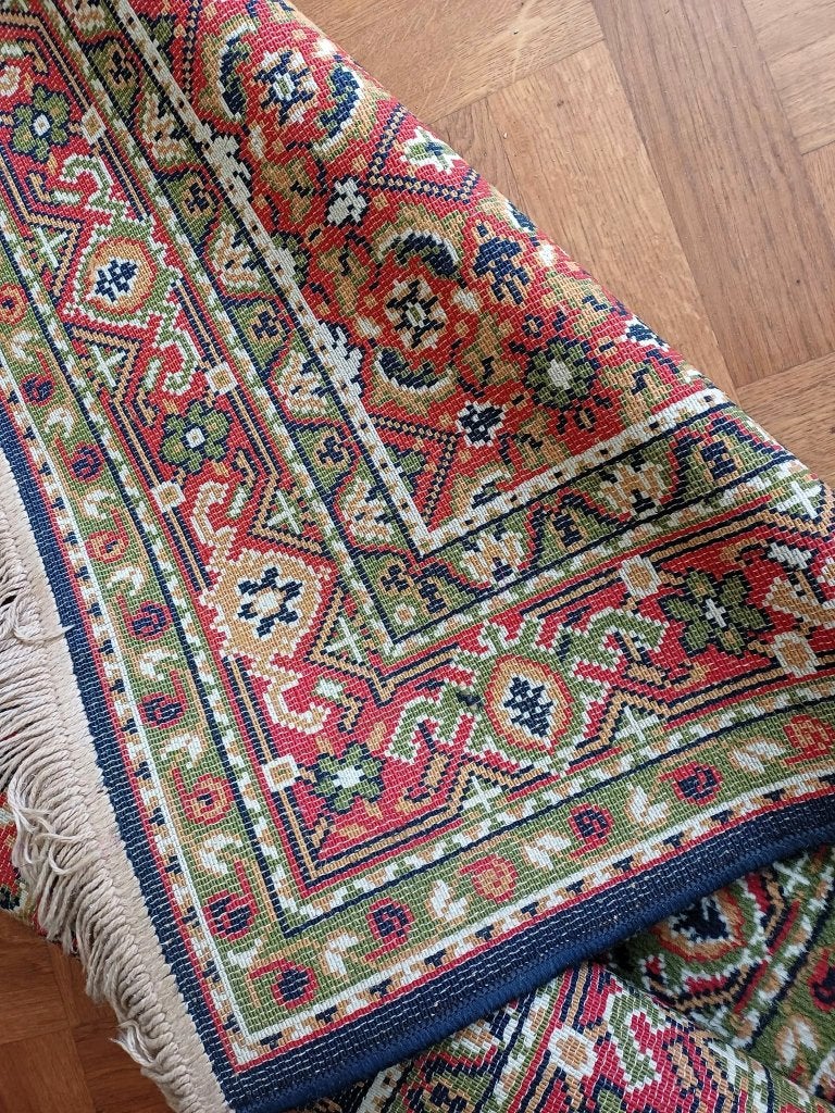 Zeer fraai vloerkleed, folkloristische stijl 140 x 200 cm, 100 tot 150 cm, 200 cm of meer, Ophalen of Verzenden, Zo goed als nieuw