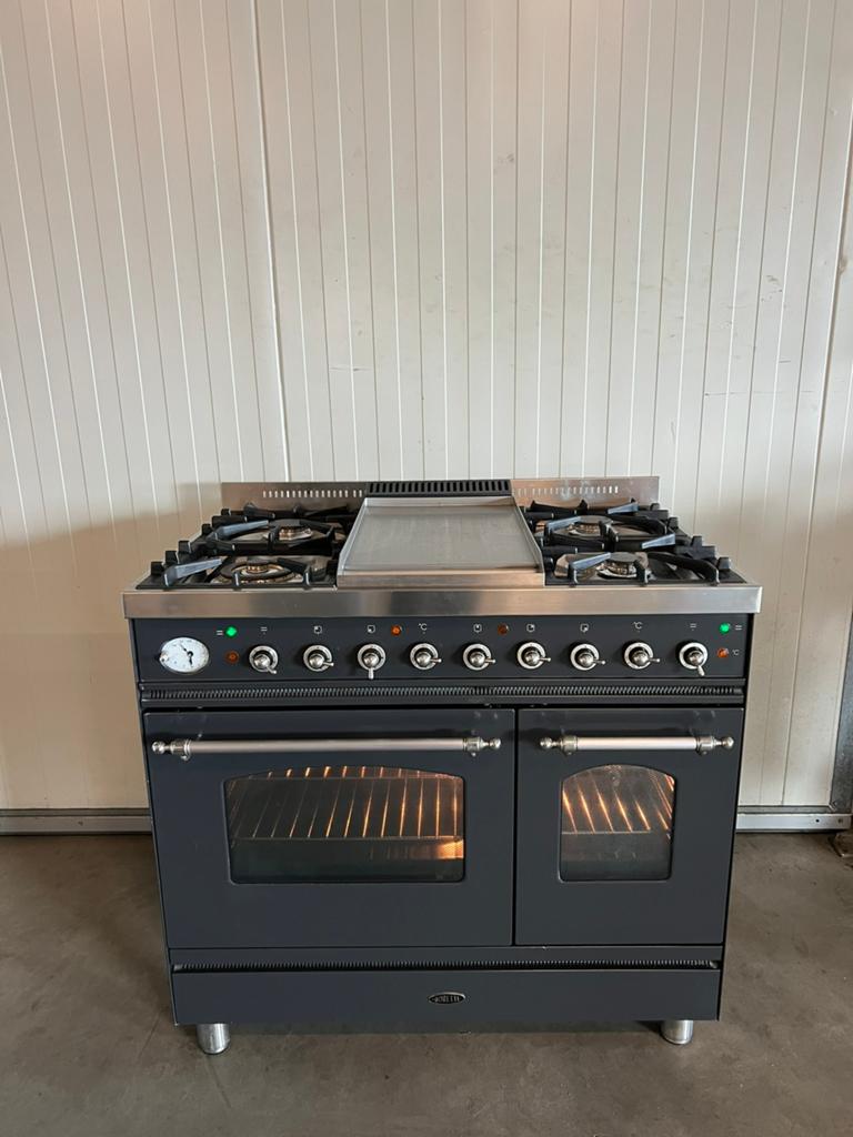 Luxe Boretti fornuis 5 pits antraciet - frytop - 90cm, Witgoed en Apparatuur, Fornuizen, 60 cm of meer, Ophalen of Verzenden, Zo goed als nieuw