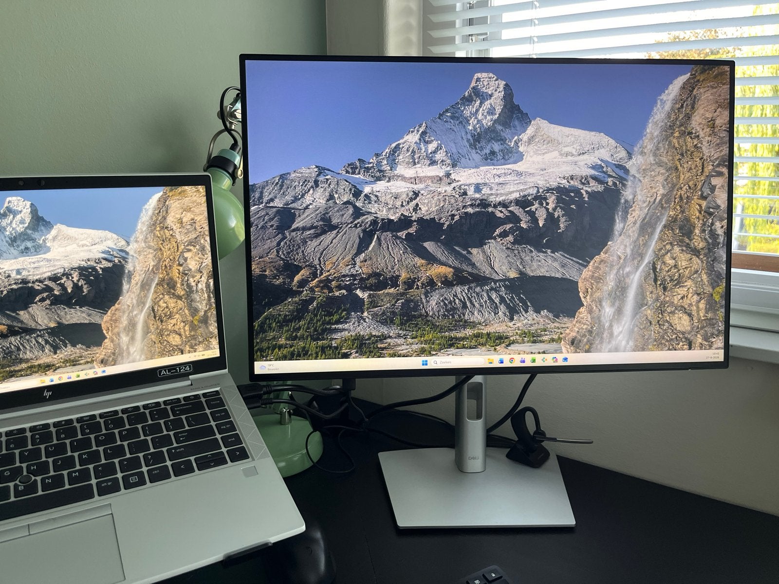 Dell U2421E Monitor - Zo goed als nieuw, Computers en Software, Ophalen, Zo goed als nieuw, In hoogte verstelbaar