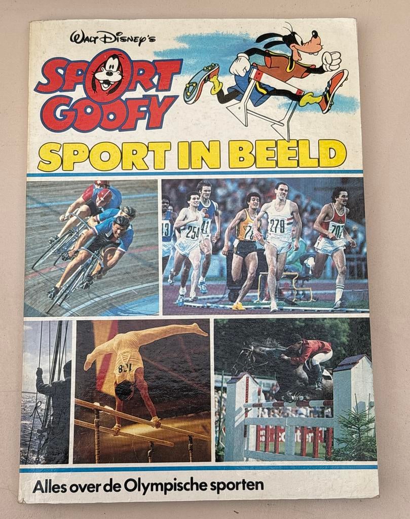 Walt Disney's Sport Goofy: Sport in Beeld - Olympische Sport, Ophalen of Verzenden, Gelezen, Balsport