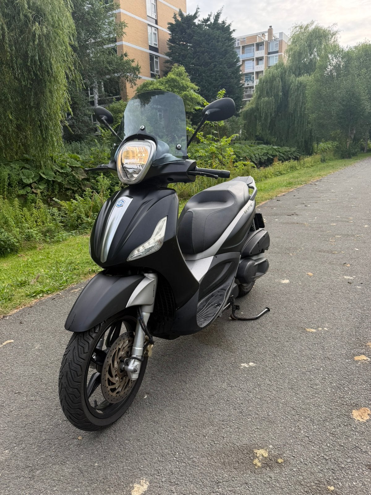 Piaggio Beverly 350 ABS 2016 | 17.xxx km | Alarm, Fietsen en Brommers, Scooters | Piaggio, Ophalen of Verzenden, Zo goed als nieuw
