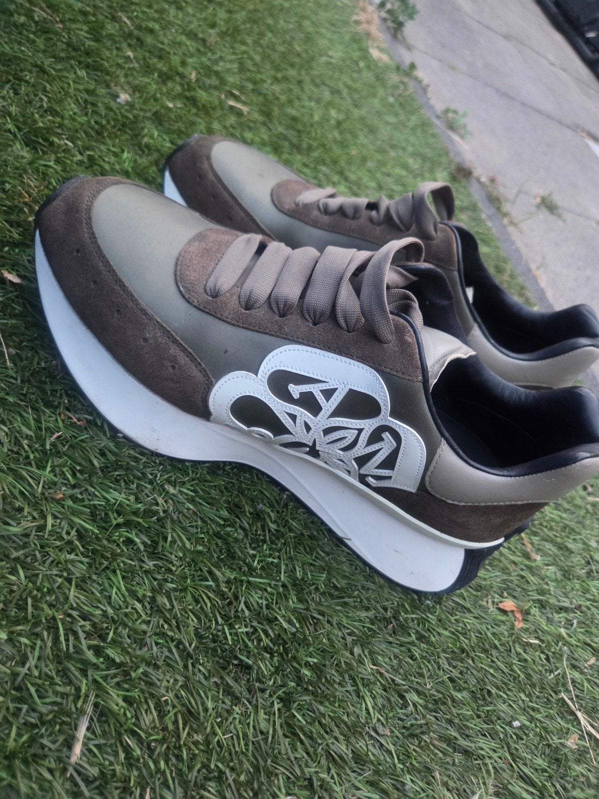 Alexander McQueen Sneakers 41,5, Kleding | Heren, Schoenen, Ophalen of Verzenden, Nieuw