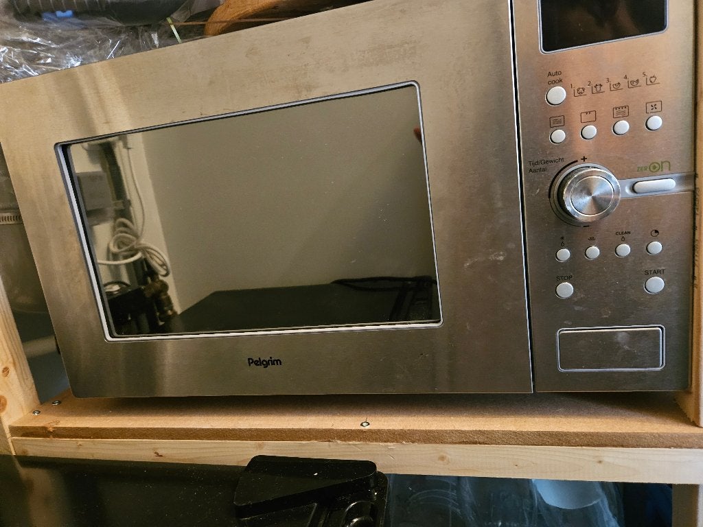 Pelgrim RVS combimagnetron, Ophalen, Gebruikt, Draaiplateau, Vrijstaand
