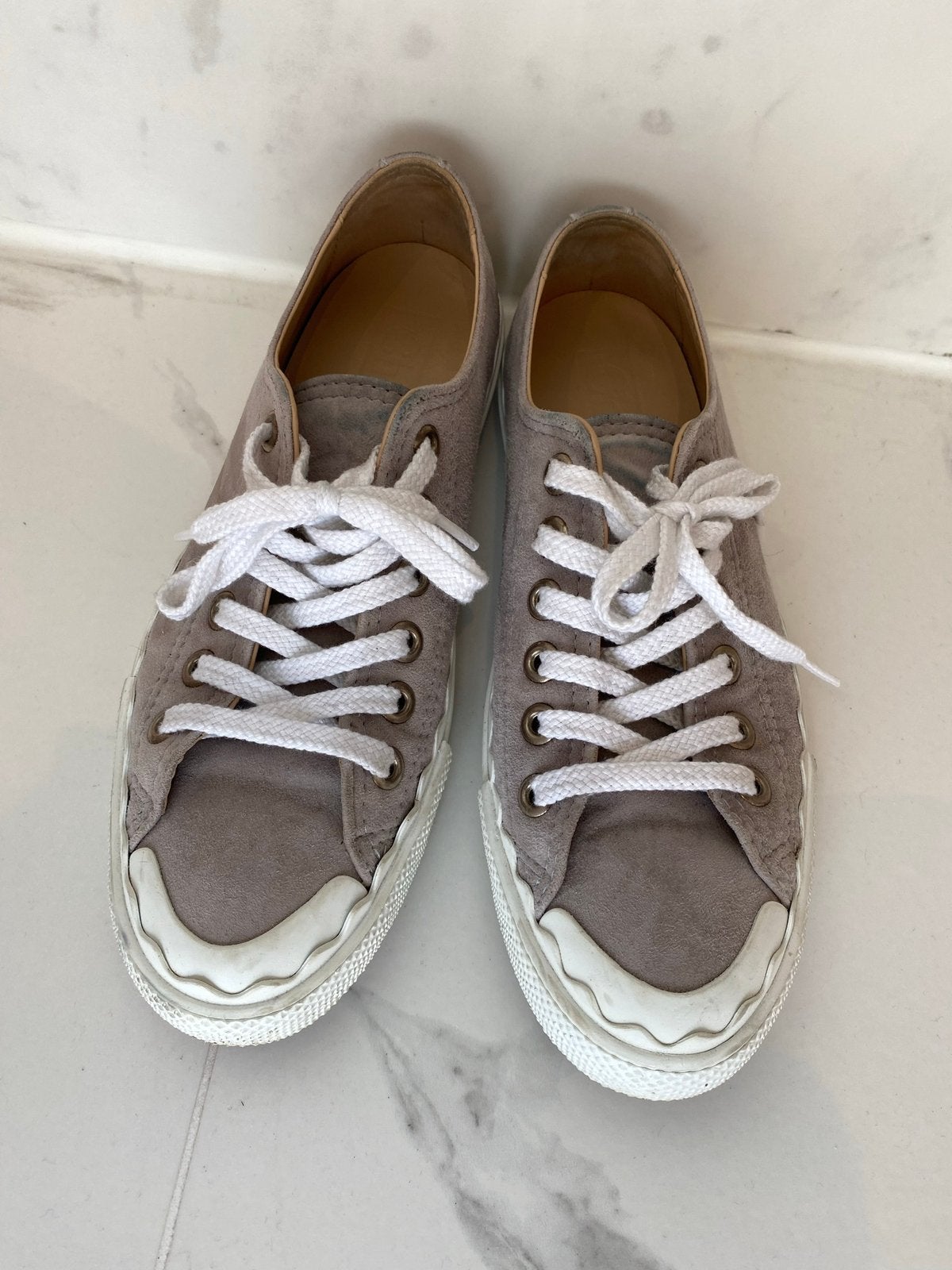 Chloè grey suede sneakers, Kleding | Dames, Ophalen of Verzenden, Grijs, Sneakers of Gympen, Zo goed als nieuw