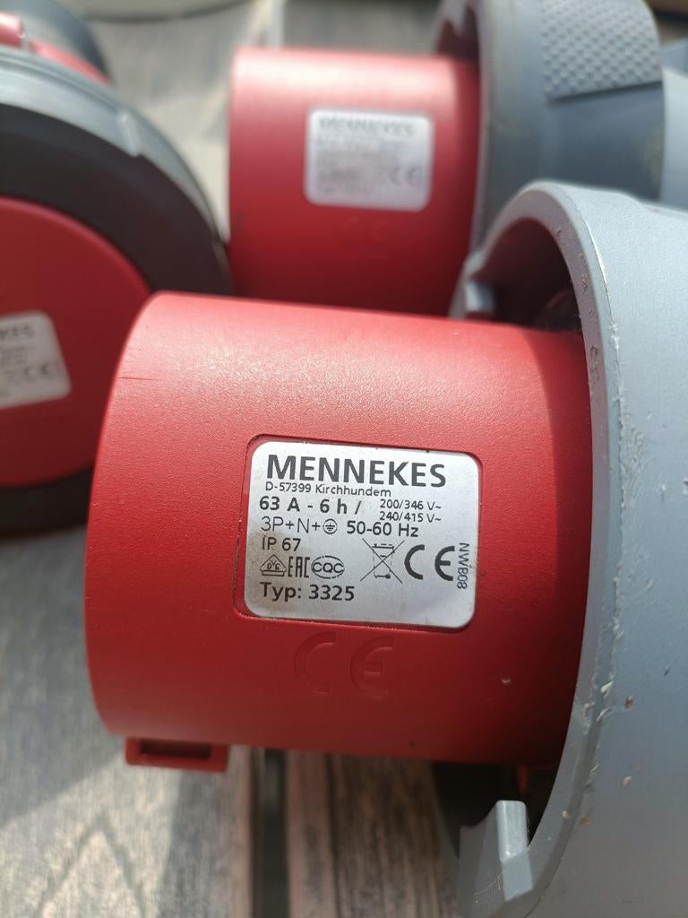 Diverse Mennekes CEE Stekker/Stopcontact 63A 3P+N+A IP67, Ophalen