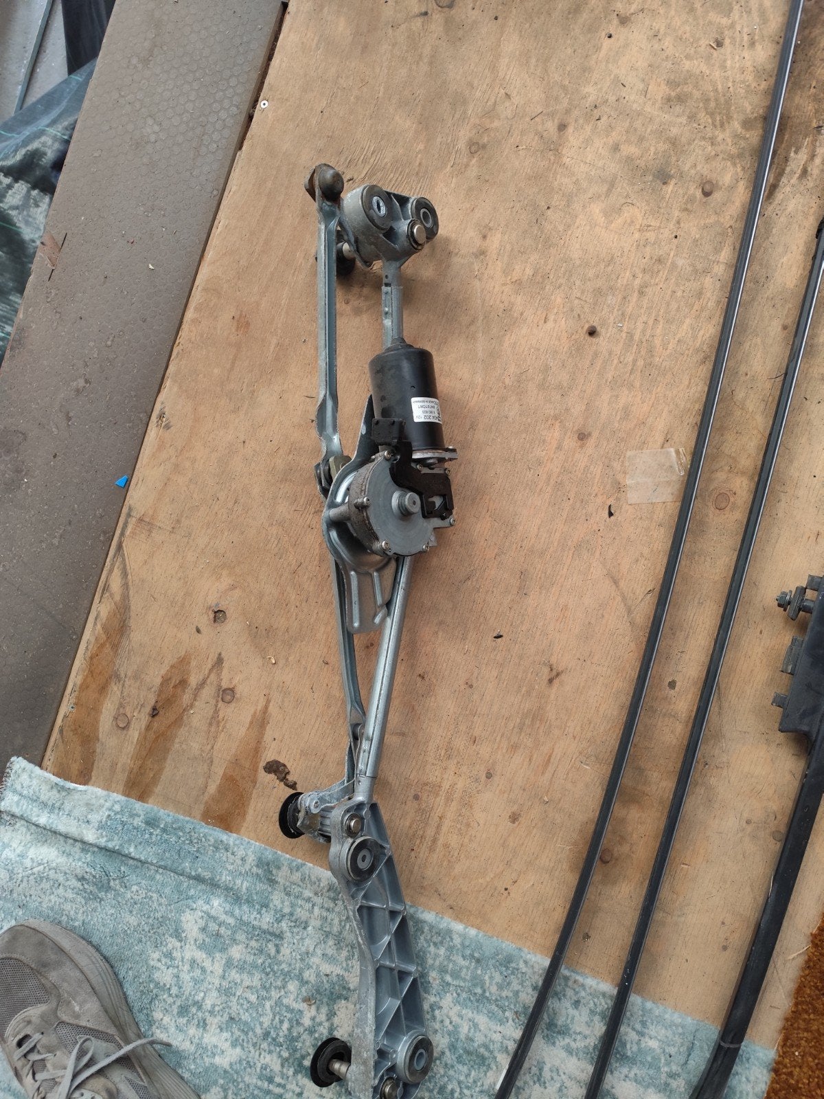 BMW e39 ruitenwisser motor + mechanisme, Ophalen of Verzenden