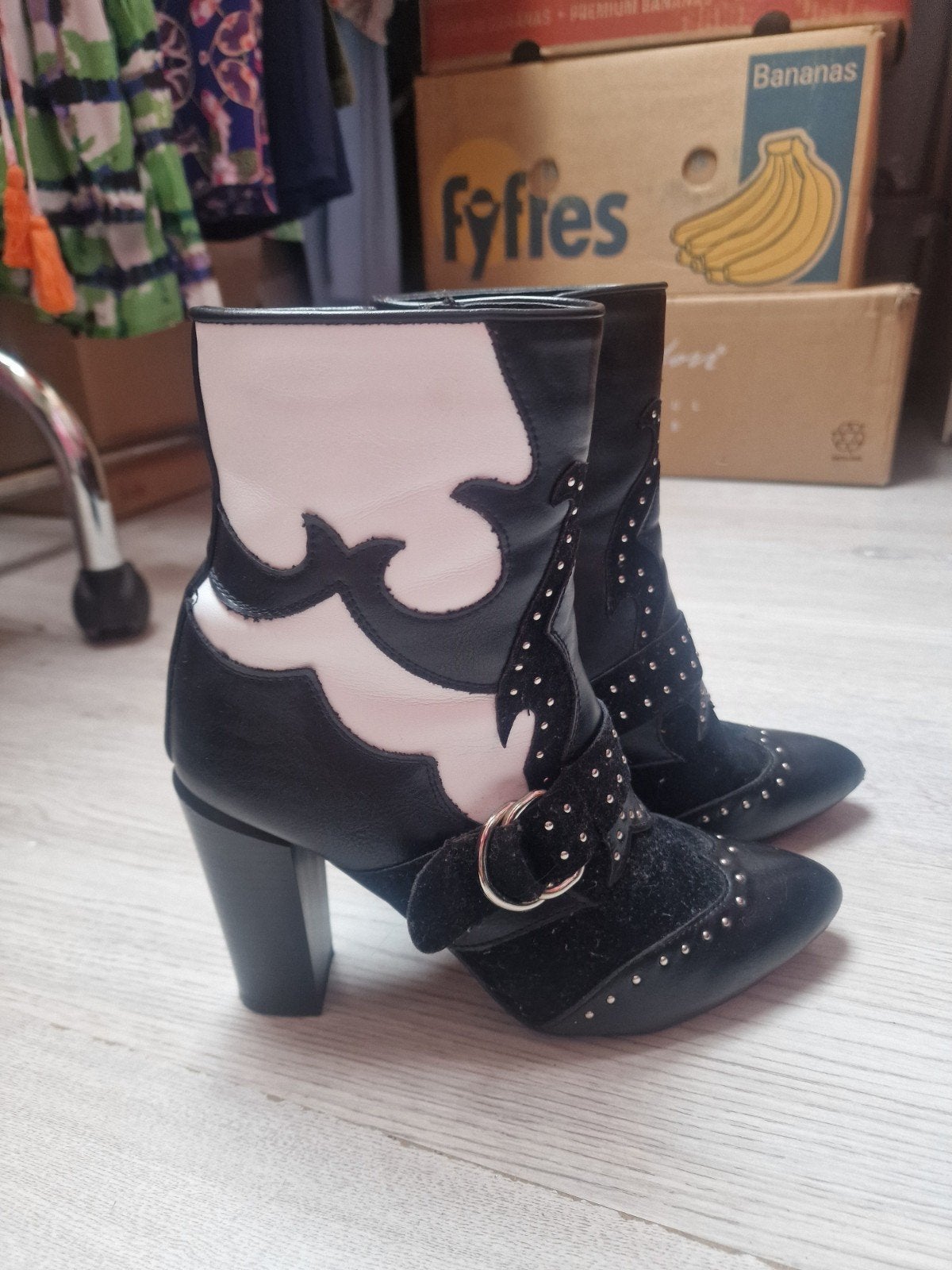 laarsjes maat 39, Kleding | Dames, Schoenen, Ophalen of Verzenden, Zo goed als nieuw, Zwart