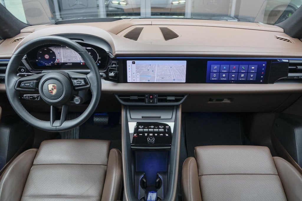 Porsche Macan 4 408pk 100kWh Panoramadak Luchtvering Bijrijd, Auto's, Porsche, Automaat, Automatische klimaatregeling, Gebruikt