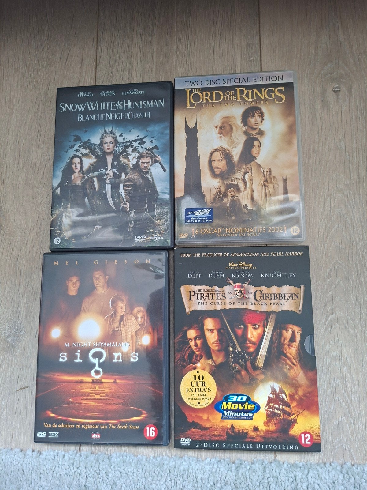 DVD Films: Lord of the Rings, Pirates, Snow White, Signs, Verzenden, Science Fiction en Fantasy, Extra's, Vanaf 12 jaar
