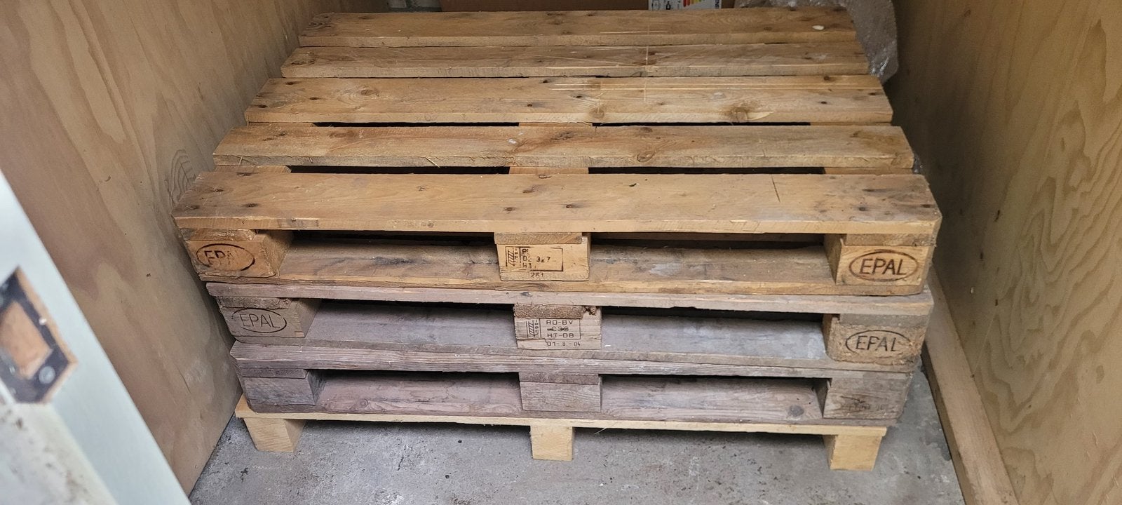 Ophalen: 4 gebruikte pallets, Ophalen, Zo goed als nieuw, Pallet, Minder dan 200 cm