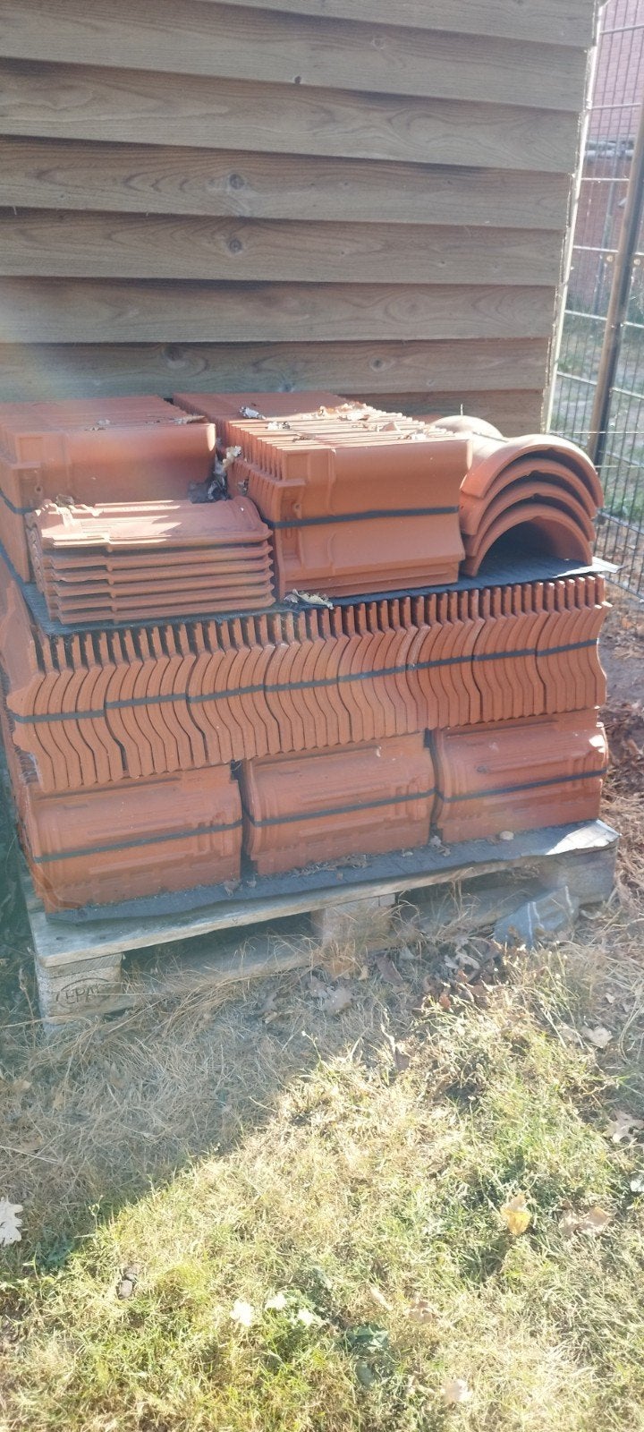 VHV Vario dakpannen natuur rood (nieuw), Ophalen, Steen of Klei, Nieuw, 15 m² of meer