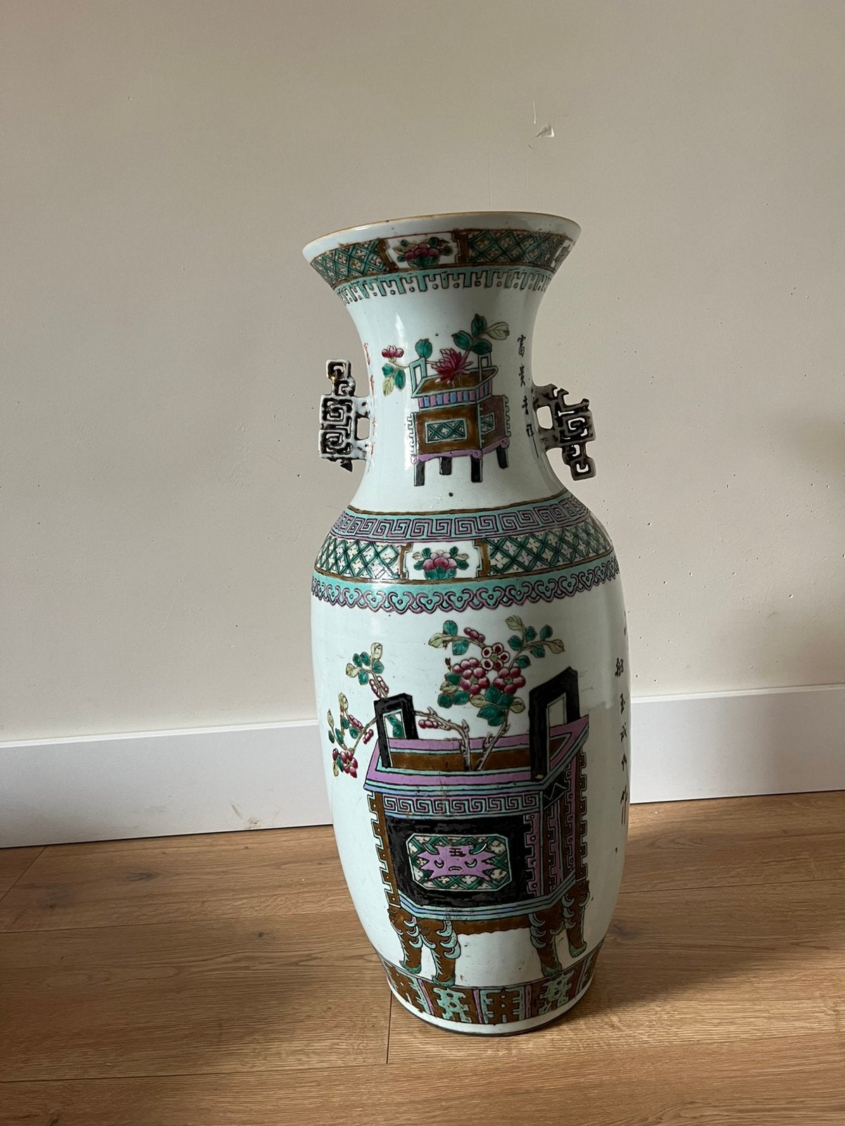 Grote Chinese vaas, Ophalen