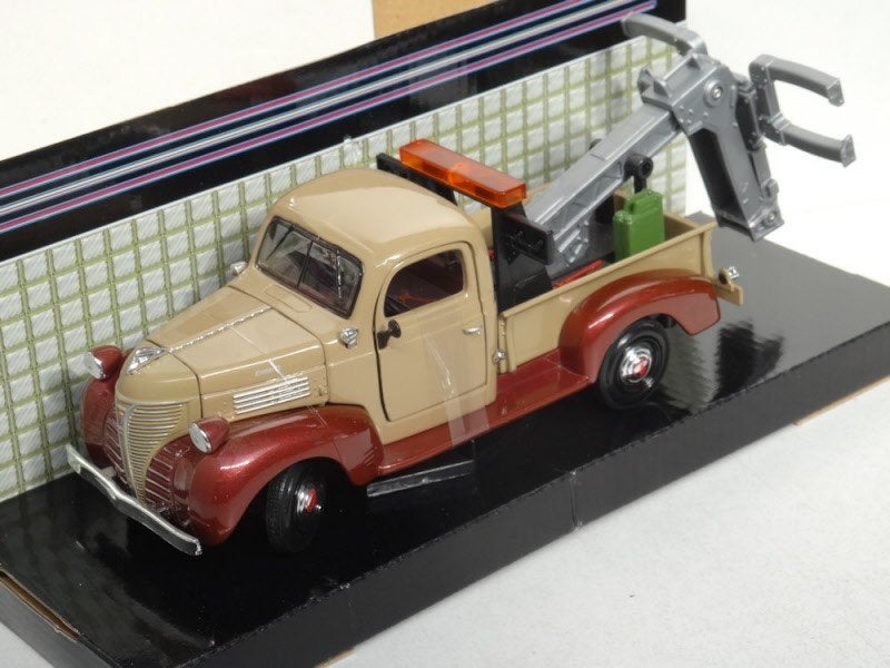 MotorMax Plymouth Pickup Takelwagen Beige/Bruin 1949, Bus of Vrachtwagen, Motormax, Motormax, Nieuw