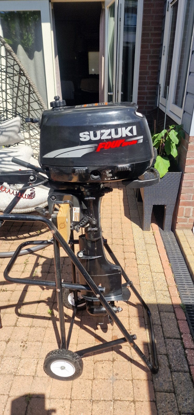 Suzuki df6 2004 langstaart met externe tank en trolley, Watersport en Boten, Ophalen