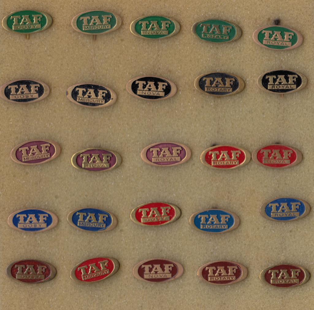 Verzameling TAF Sigaren speldjes Royal Nova Mercury Cosy, Gebruikt, Niet vindbaar, Niet vindbaar, Speldje of Pin