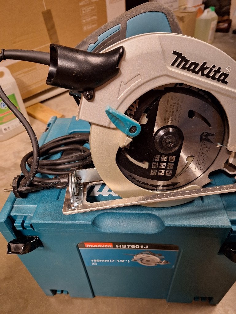 Makita HS7601J cirkelzaag in M-Box, Cirkelzaag, Verzenden, Nieuw, Makita