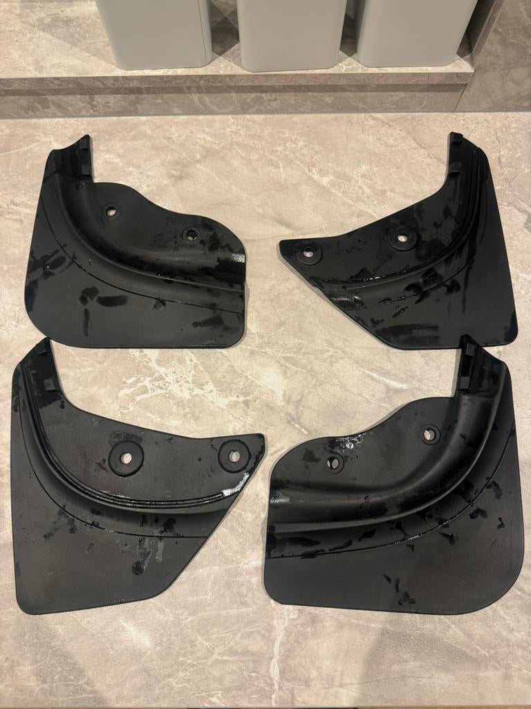 Spatlappen, mud flaps Tesla model Y, Auto diversen, Ophalen