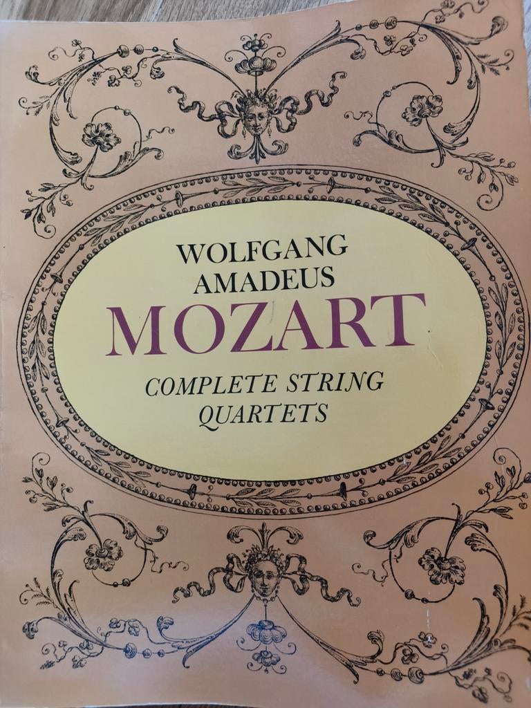 Wolfgang Amadeus Mozart: Complete String Quartets bladmuziek, Muziek en Instrumenten, Bladmuziek, Ophalen of Verzenden